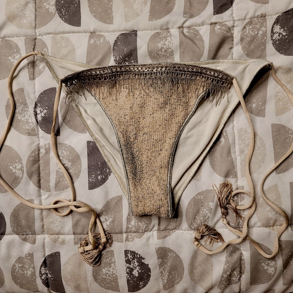 Chio Bikini - Picture 2 of 10